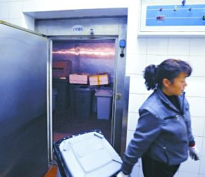 如何维护冷库？